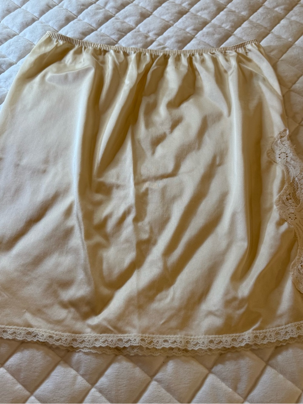 VTG Sears Antron III Nylon Lace Trim Half Slip Skirt Ivory Cream Medium